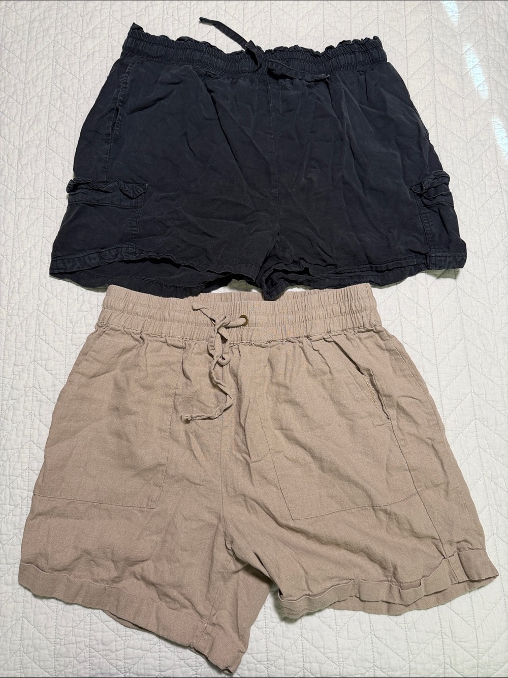 Multiples Black & Tan Women's Bermuda Drawstring Shorts Set